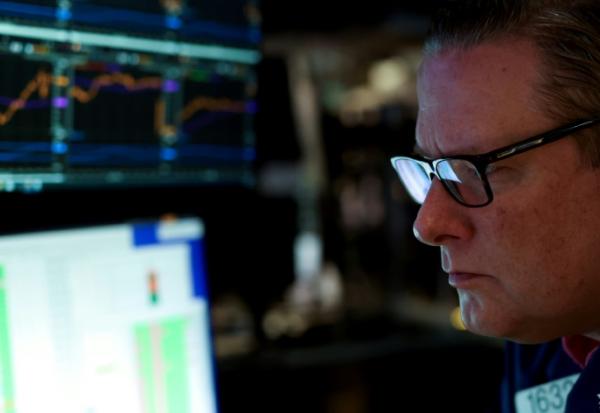 Un opérateur à la Bourse de New York, le 19 mai 2025.