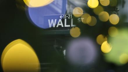 Devant la Bourse de New York, le 5 décembre 2025