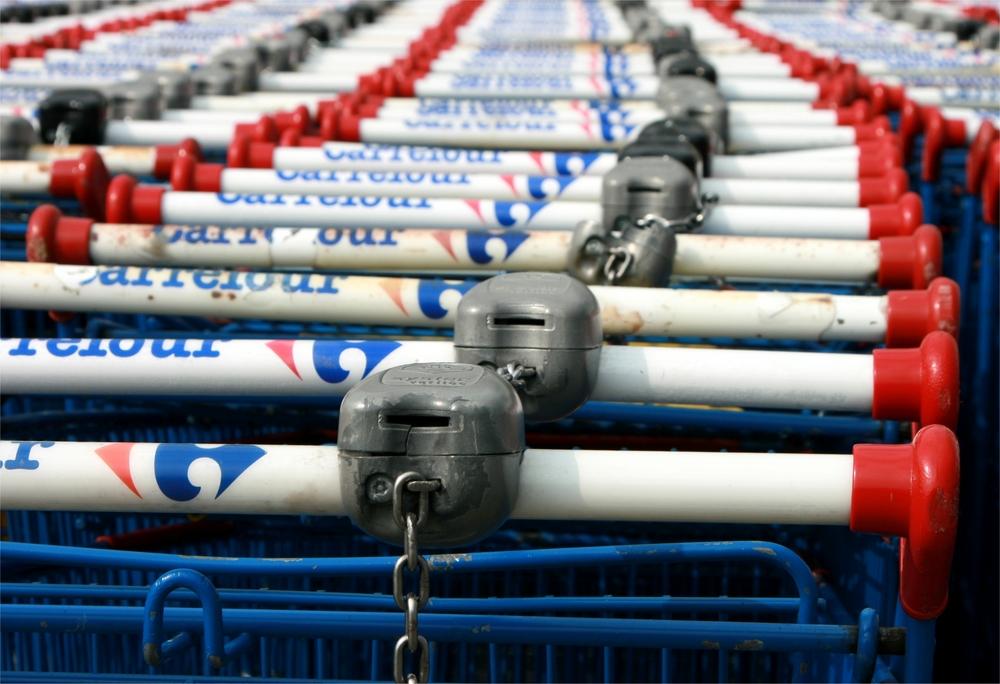 Carrefour sous pression après la présentation de son plan stratégique 2030