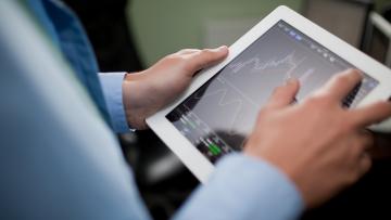 Emova Group confirme ses objectifs financiers