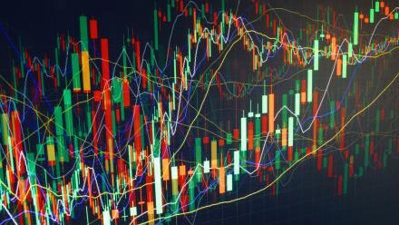 Léger rebond en vue à Wall Street après les propos de Powell, Micron en vedette