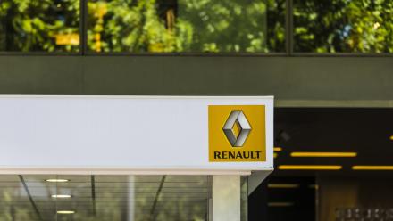 Renault tire son épingle du jeu dans un marché automobile français en repli