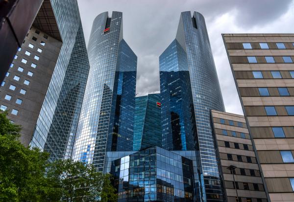 Société Générale, plus forte hausse du CAC 40 à la clôture du lundi 8 décembre 2025 -