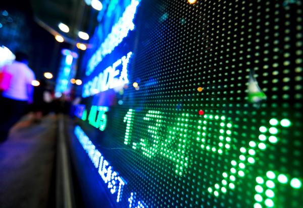Soitec, plus forte hausse du SBF 120 à la mi-séance du lundi 22 septembre 2025