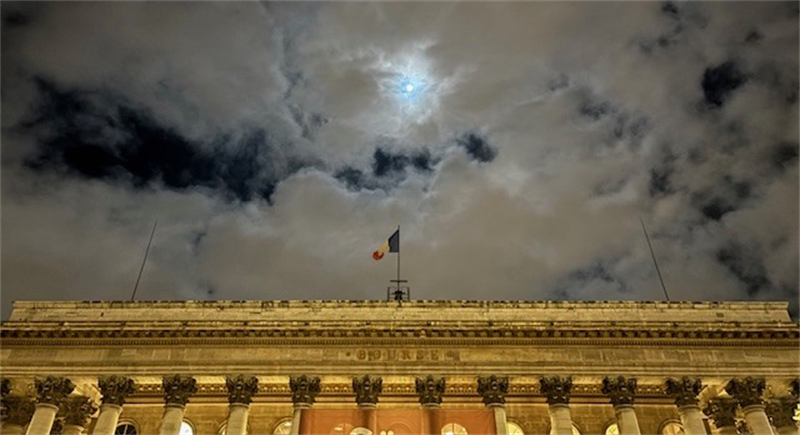 Clôture Paris : le CAC 40 retombe sous les 8.100 pts
