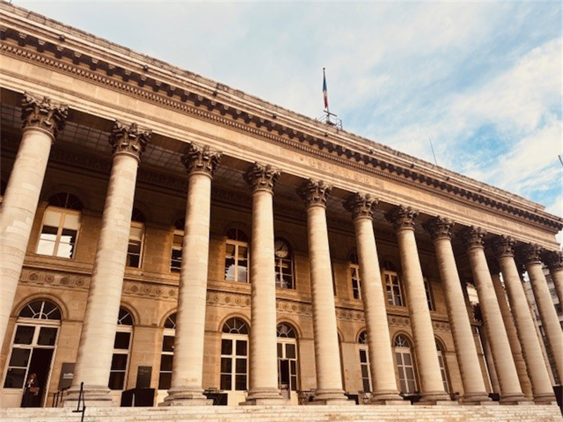 Clôture Paris : le CAC40 recule de 0,23%