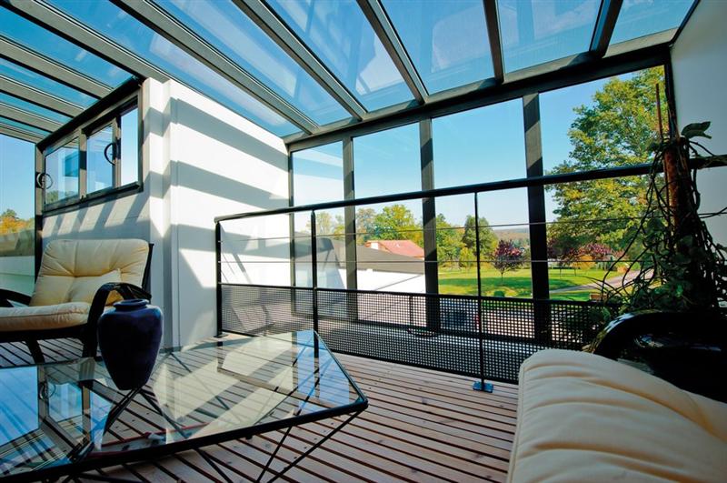 Installux : 8 euros à suivre à la fin du mois prochain