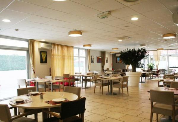 LNA Santé : reprise de 5 EHPAD et d'une autorisation auprès de Clariane