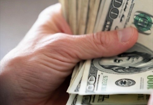 Mi-séance Paris : le luxe et le dollar pèsent sur la tendance