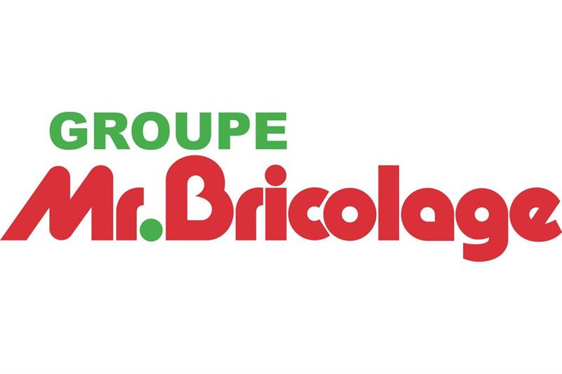 Mr.Bricolage : Année de transition et de poursuite des investissements