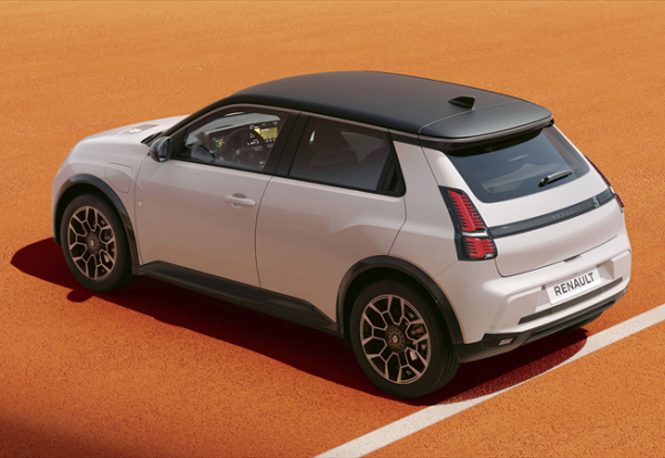 Renault : accélère !