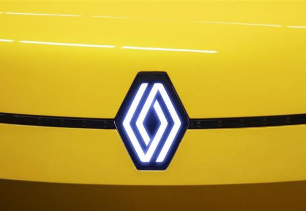 Renault : Jan Ptacek nommé VP, Renault Véhicules Utilitaires