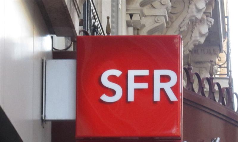 Télécoms : une nouvelle offre du trio Orange / Bouygues / Iliad sur SFR avant les fêtes ?