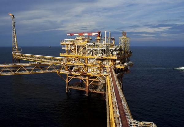 TotalEnergies : moins de rachats d'actions, le titre dans le rouge