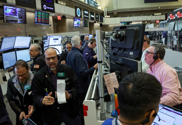Wall Street consolide (enfin) après les records