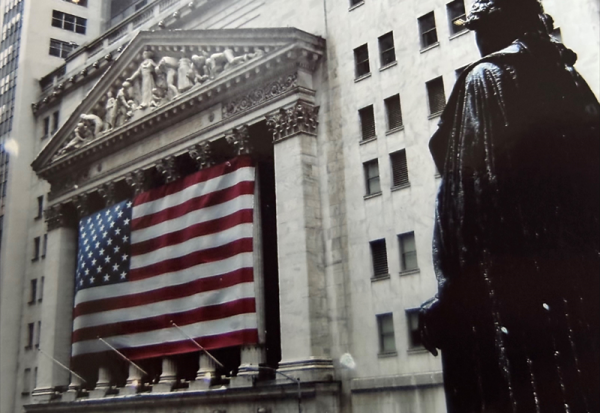 Wall Street : grimpe encore, Dell s'enflamme !