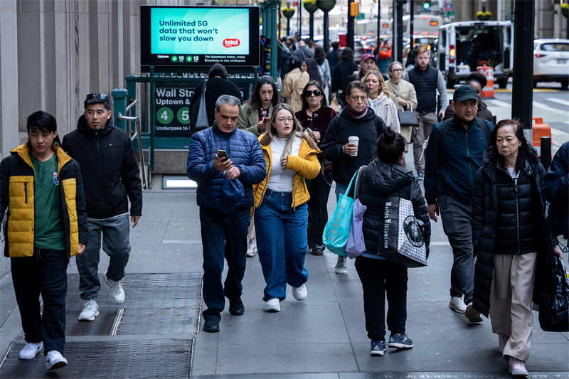 Wall Street persiste dans le rouge avec les doutes sur les valorisations de l'IA