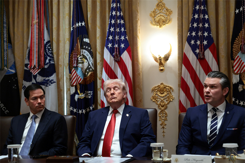 Wall Street repart dans le rouge, craignant un enlisement en Iran