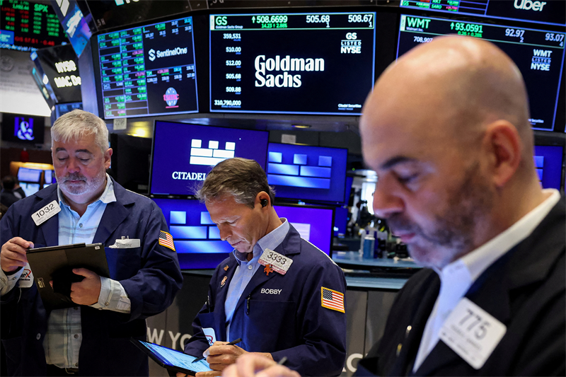 Wall Street retombe dans le rouge sur des chiffres préoccupants de l'emploi