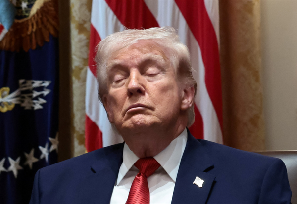 Wall Street s'enfonce en territoire de correction, sans solution sur l'Iran