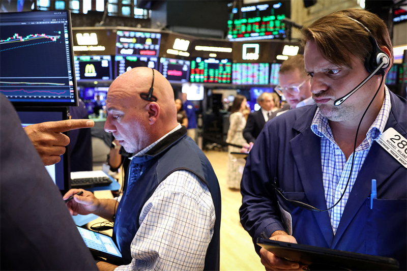 Wall Street : S&P et Nasdaq dans le vert, Dow Jones sous pression