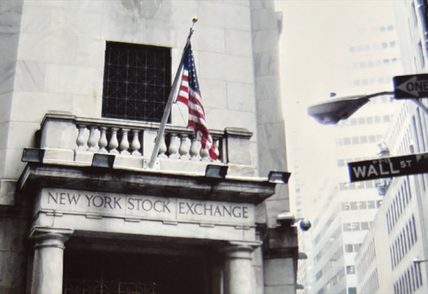 Wall Street : sans élan malgré l'accalmie sur le marché pétrolier