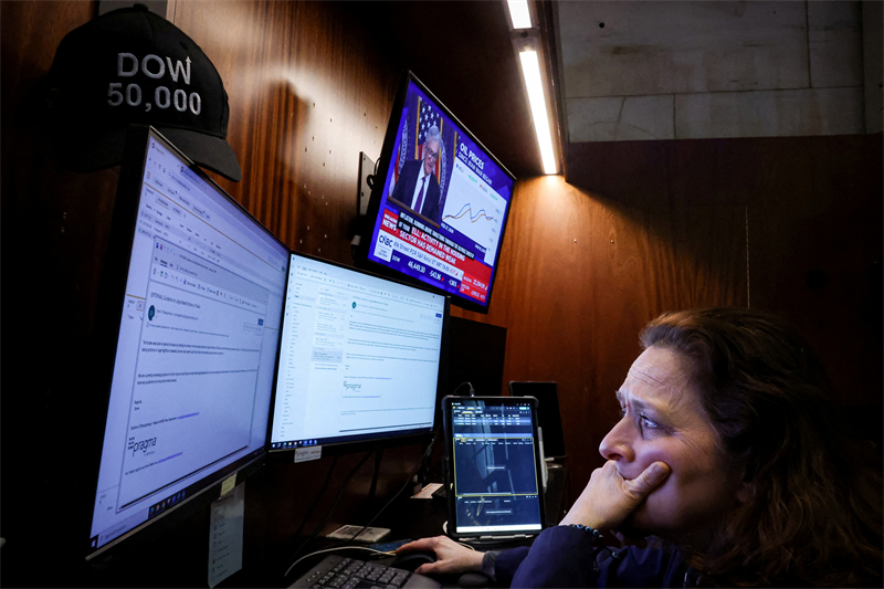 Wall Street sans relief après un nouvel avertissement de Trump