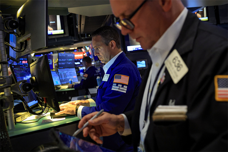 Wall Street se redresse avec l'accalmie au Moyen-Orient