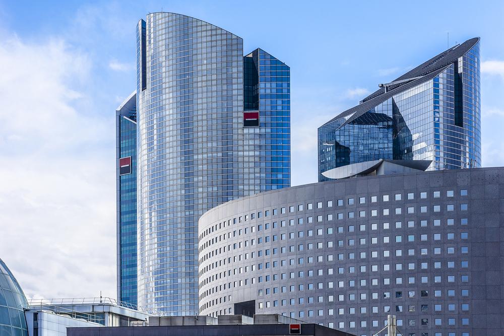 Pourquoi la banque, le tourisme et les matières premières flambent en bourse ?